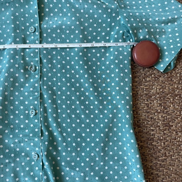 Vintage Polka Dot Button-up Blouse - Picture 5 of 5